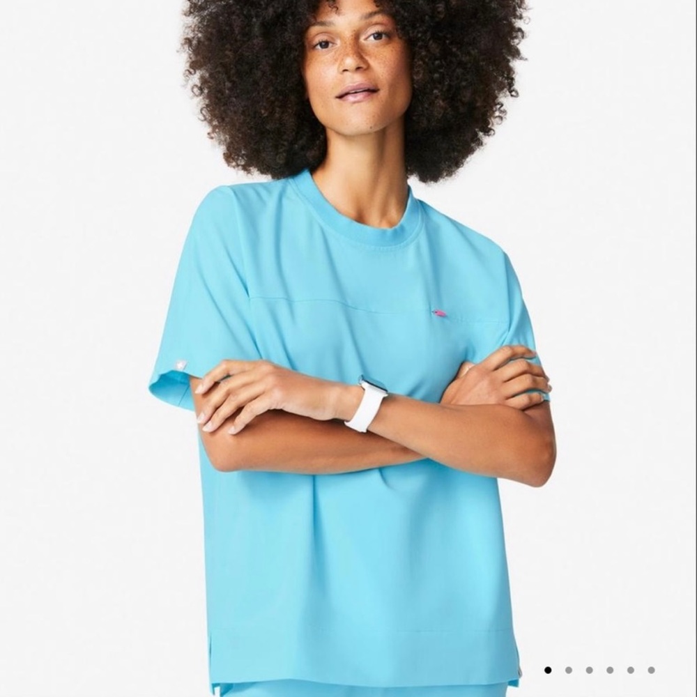 Figs Neon Blue Lismore Women's Scrub Top XXS